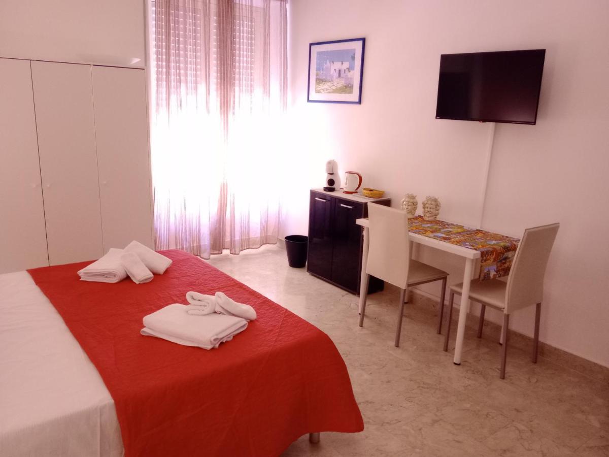 La Valigia Sul Letto Bed & Breakfast Catania Exterior photo