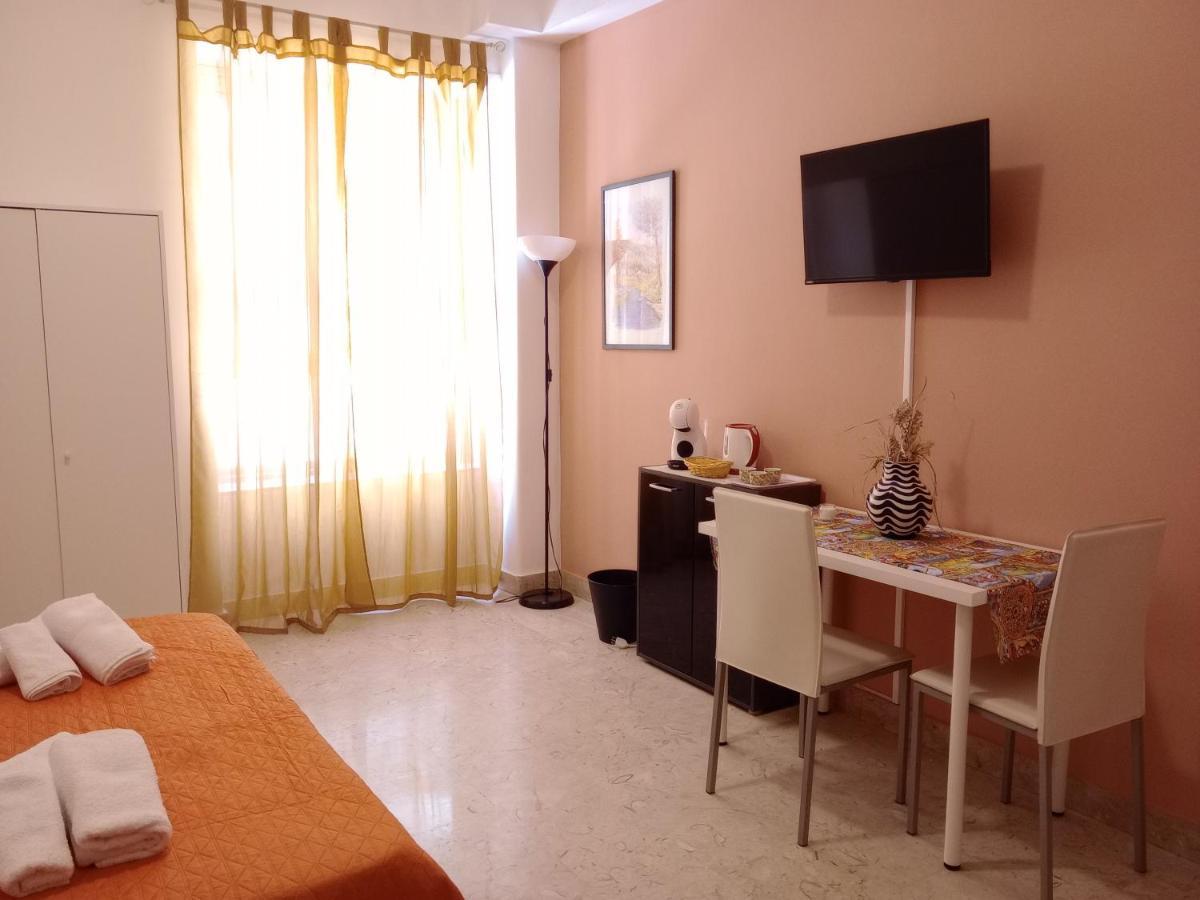 La Valigia Sul Letto Bed & Breakfast Catania Exterior photo